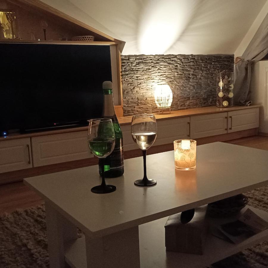 Apartman Aisha Kakaslomnic Kültér fotó